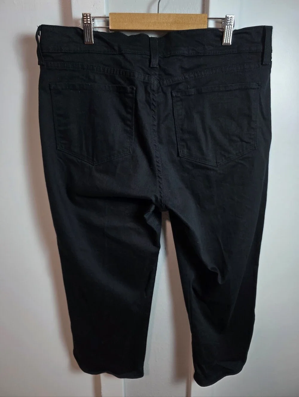 ​NYDJ Black Crop Jeans Size 12 Rhinestone Slit Hem Made in USA  Capris